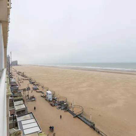 Lecomte - The Coastal Shoreline 139 * Ostend