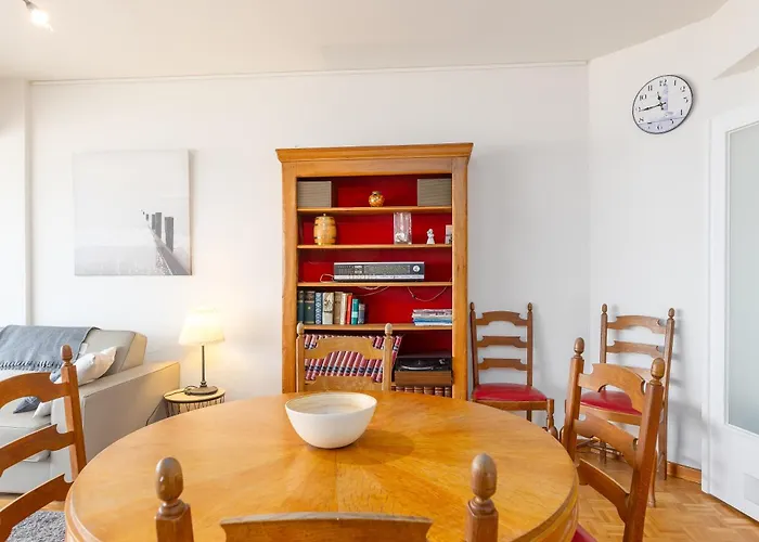 Lecomte - The Coastal Shoreline 139