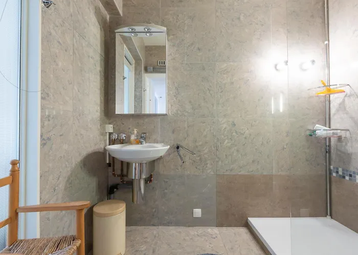 Lecomte - The Coastal Shoreline 139 Apartment *